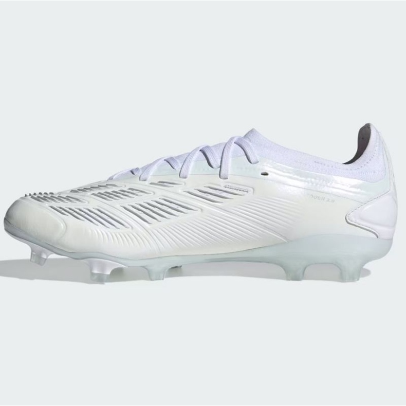 Adidas Predator Pro Fg M IG7778 futballcipő fehér 1