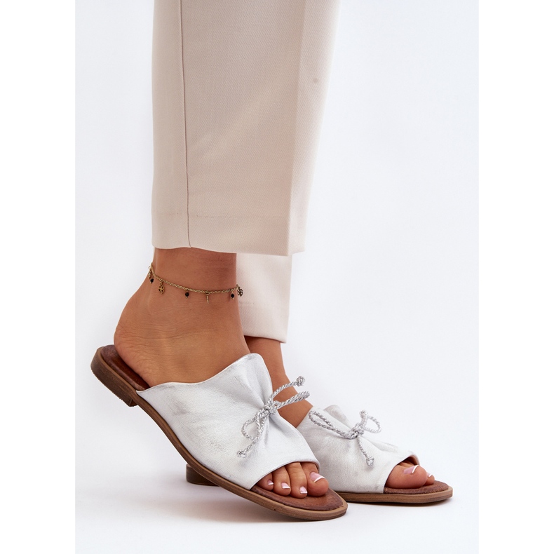 Zazoo 2659 női bőr papucs ezüst 1