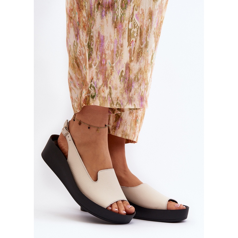 Zazoo 2893 női bőr szandál vastag talpon, világos bézs 2