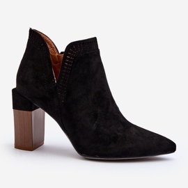 Fekete Vailen magas sarkú bokacsizma áttört mintával 1