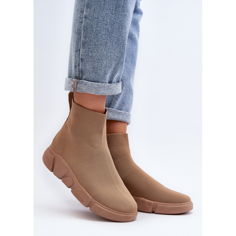 Női sportcipő zoknival bézs Zirila 2