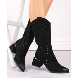Női velúr áttört csizma, fekete Potocki SZ12397 1