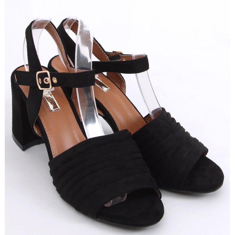 Marika Fekete magas sarkú szandál 1