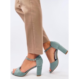 Ferdi Green magas sarkú szandál arany díszítéssel zöld 2