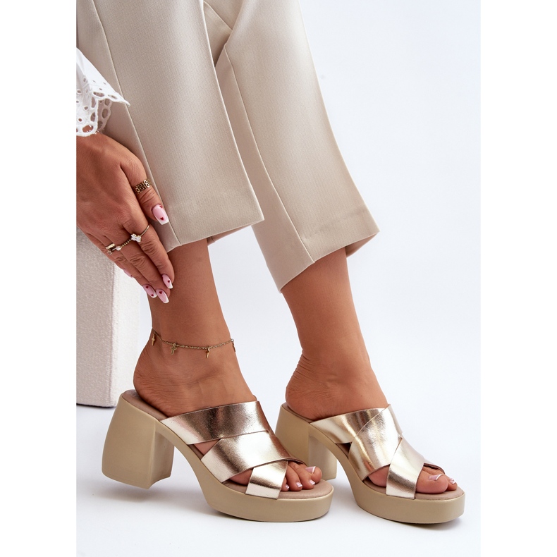 Zazoo 40373 Bőr papucsok egy blokkon, arany aranysárga 2