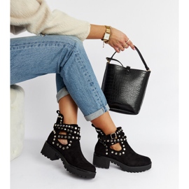 Fekete dekoratív Thomas platformcsizma 1