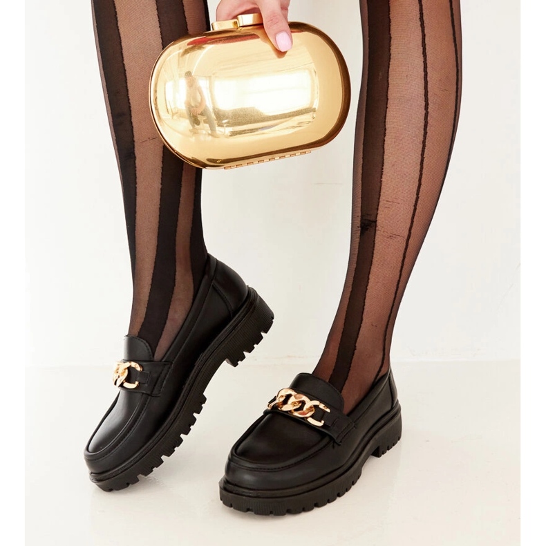 Fekete naplopók Elenoron 1