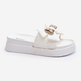 Női papucs masnival és mackóval, fehér Katterina 1