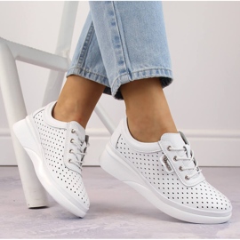 Női bőr sport áttört ékek, fehér Vinceza 7890 1