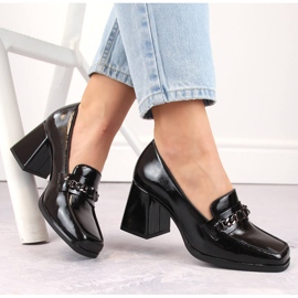 Női lakkcipő dekoratív sarokkal, fekete Potocki 12322 bézs 1