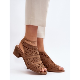 Áttört magassarkú szandál Barna Serapina 2