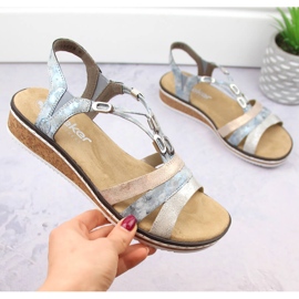 Kényelmes női bebújós ékszandál Rieker V36G4-40 kék 2 Kényelmes női bebújós ékszandál Rieker V36G4-40 kék 2