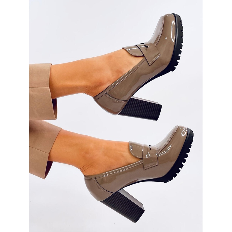 Jeffis Khaki patentos sarkú naplopók bézs 2