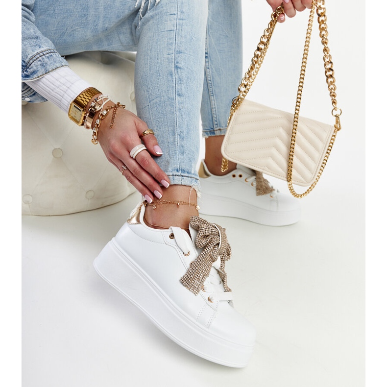 Fehér tornacipő magas platformon Rensje 1 Fehér tornacipő magas platformon Rensje 1