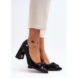 Vinceza Magas sarkú pumpák masnival, Black Ariemessa fekete 2