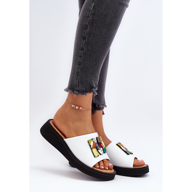 Vinceza Női bőr papucsok fehér Asames díszítéssel 2