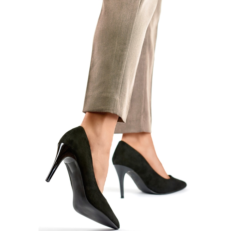 Fekete velúr magas tűsarkú pumpák 1