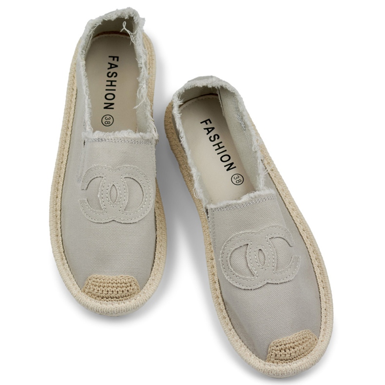 Szürke espadrillák, mokaszinok és női tornacipők 1 Szürke espadrillák, mokaszinok és női tornacipők 1