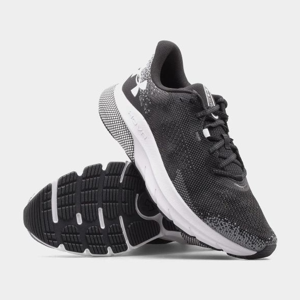 Under Armour Turbulence 2 cipő 3026520-001 fekete 1