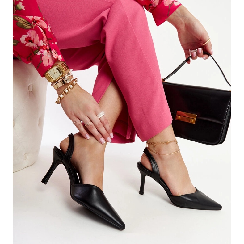 Fekete Fontanile nyitott sarkú pumpák 1