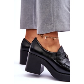 Lemar Női bőr cipő sarkon fekete 2