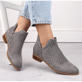 Női velúr bokacsizma kivágással, szürke Vinceza 58240 1