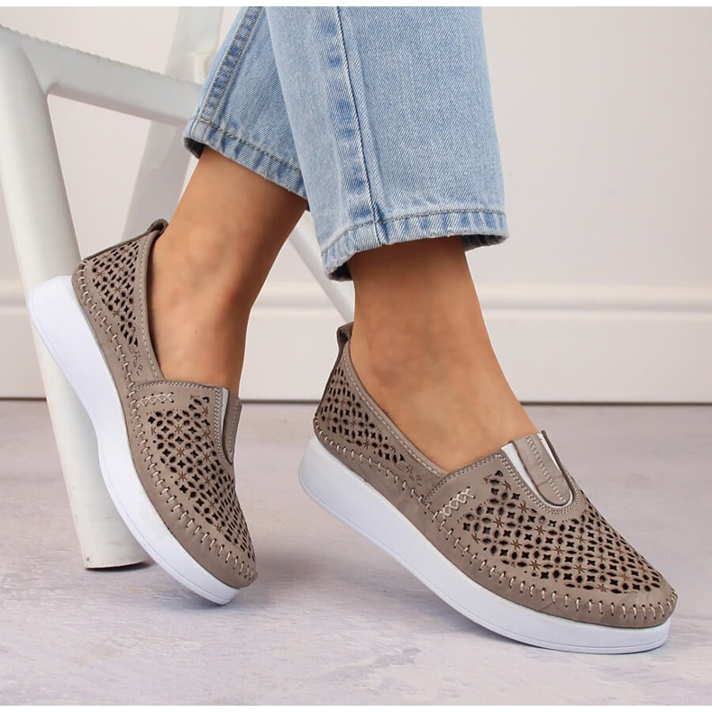 Női áttört bőrcipő, bézs T.Sokolski 0712 2