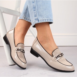 Női alacsony sarkú lakkcipő, bézs, Potocki SZ12309 1