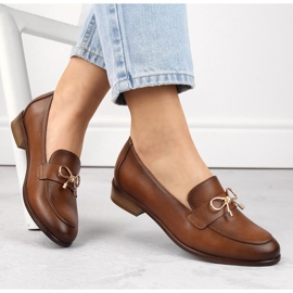 Barna női alacsony sarkú cipő Potocki SZ12379 1