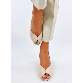 Venus Beige magas sarkú szandál bézs 1