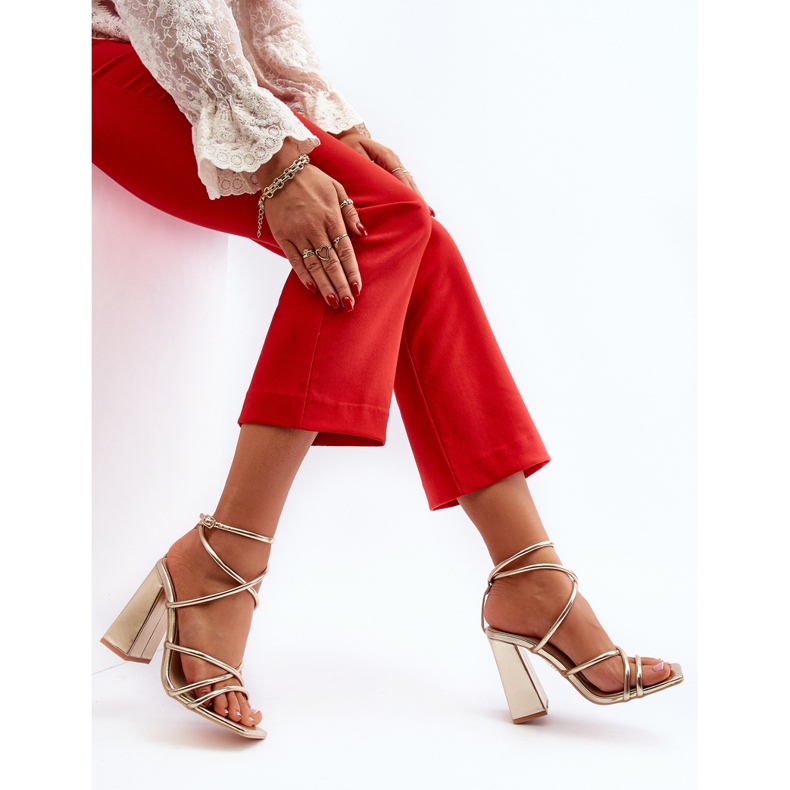 Divatos Josette arany magassarkú szandál aranysárga 1 Divatos Josette arany magassarkú szandál aranysárga 1