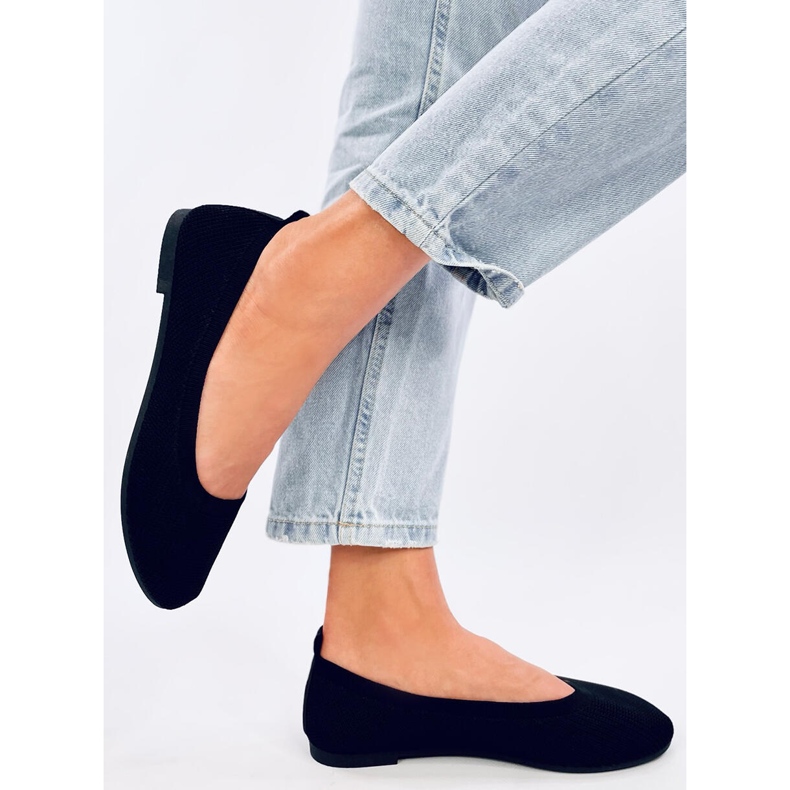 Cavaday Fekete zoknis balerinák 2