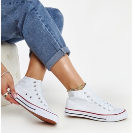 Fehér magasszárú Eliska tornacipő 1