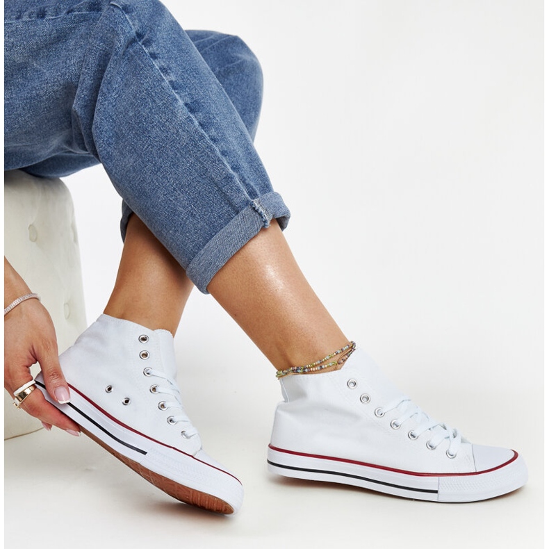 Fehér magasszárú Eliska tornacipő 1