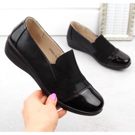 News Kényelmes női bebújós cipő, fekete Unisoft 1