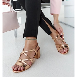 Karmen arany magassarkú szandál aranysárga 1