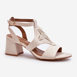Bézs alacsony sarkú szandál Eleriva 1