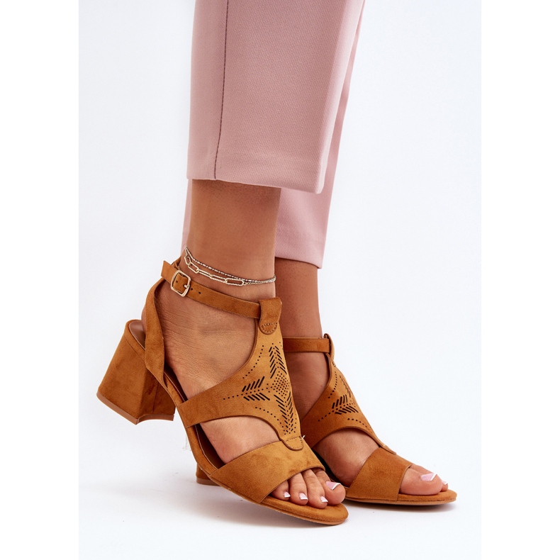 Camel Eleriva alacsony sarkú szandál barna 2