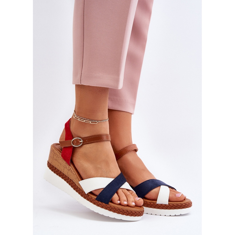 Fehér és sötétkék Kioda ékszandál pánttal 2