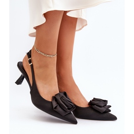 Fekete Ozena magassarkú díszítéssel 2