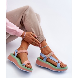 Női szandál emelvényen és éken, Big Star NN274A055 kék 1