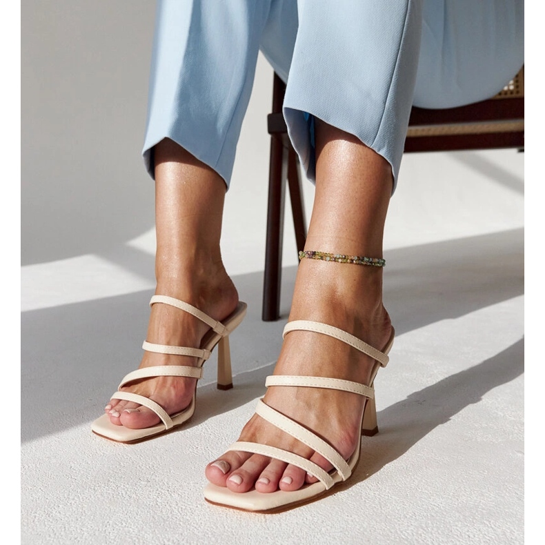 Világos bézs Semira magas sarkú papucs 1