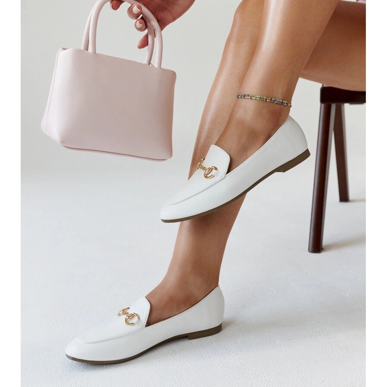 Erminia fehér csatos mokaszinok 1