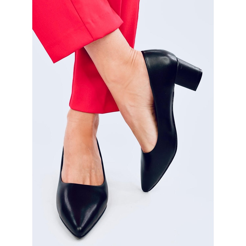 Crafts Fekete alacsony sarkú pumpák 2