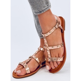 Szandál Neha Champagne szegecsekkel rózsaszín 2