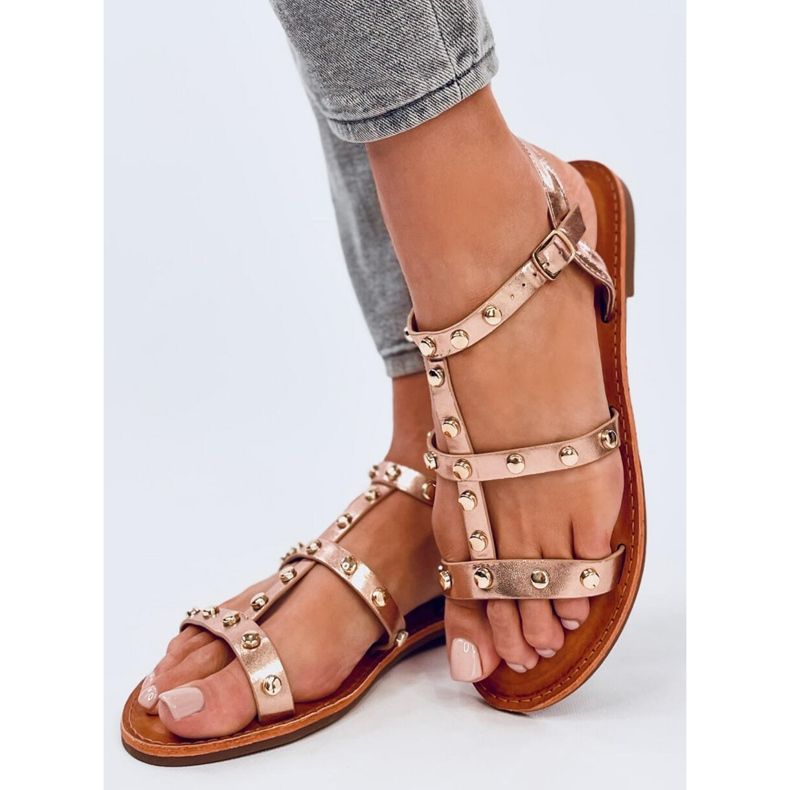 Szandál Neha Champagne szegecsekkel rózsaszín 2