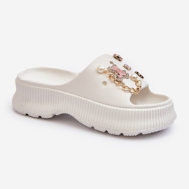 Női hab papucsok díszítéssel, fehér Afariana 1