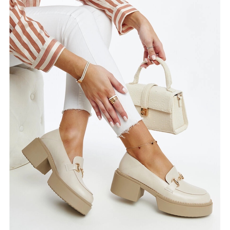 Vinceza bézs színű ökobőr magassarkú cipő 1