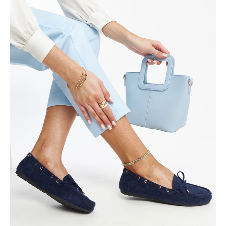 Sötétkék velúr cipők az Aneesától 1 Sötétkék velúr cipők az Aneesától 1