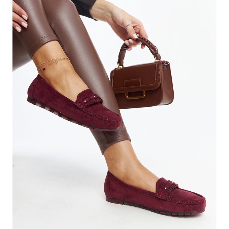 Bordó mokaszin díszpánttal a Widaadtól piros 1